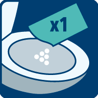 [Translate to Poland:] Wsyp zdecydowanym ruchem całą zawartość jednej saszetki do wody w toalecie.