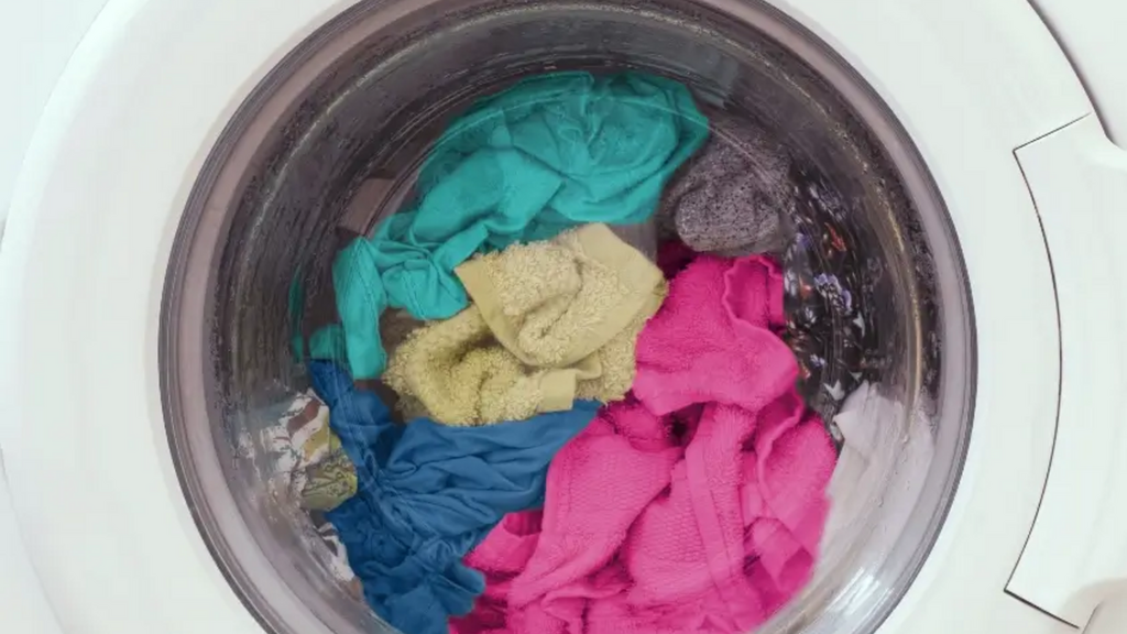 Colour & dirt collector sheets