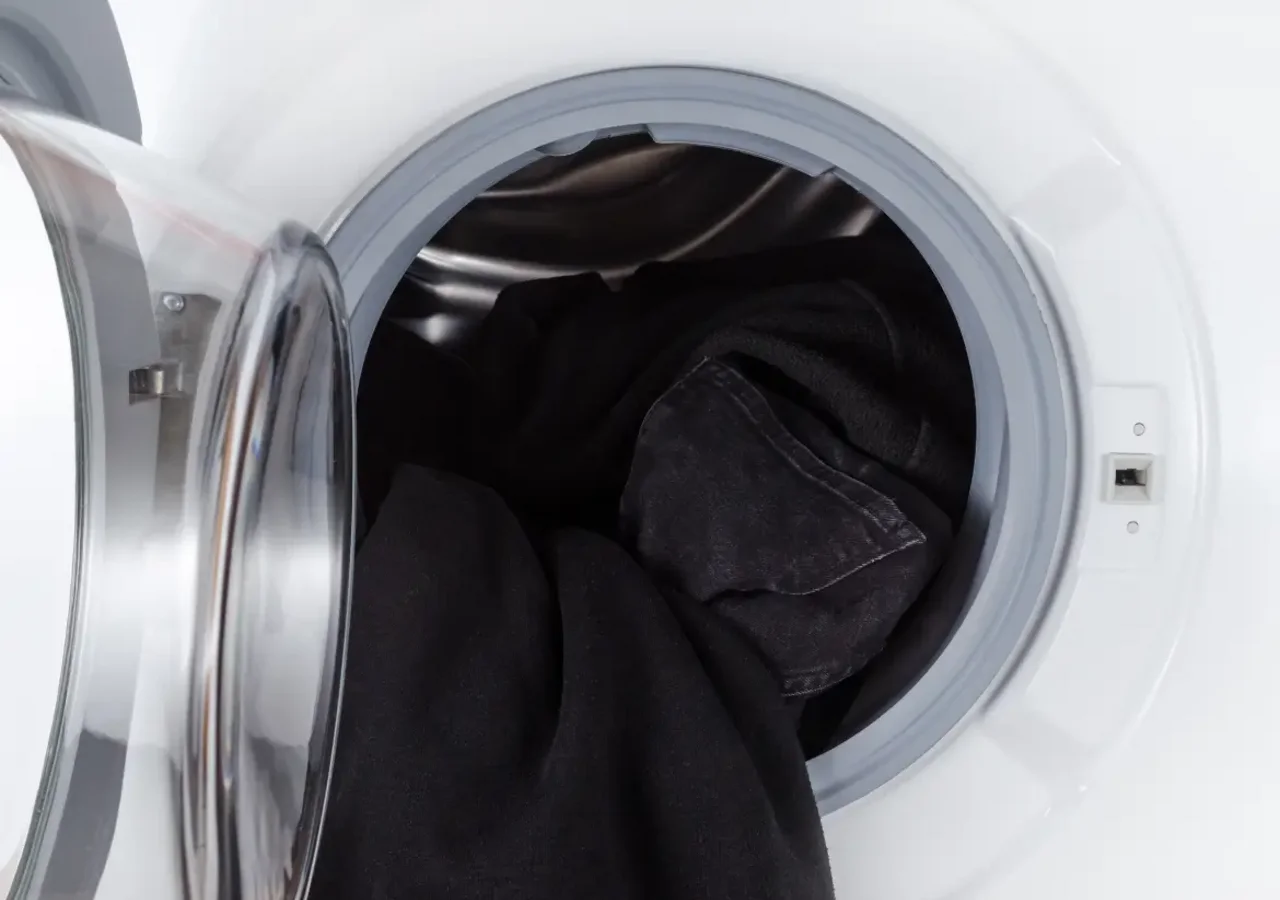 Cuidado de la ropa negra